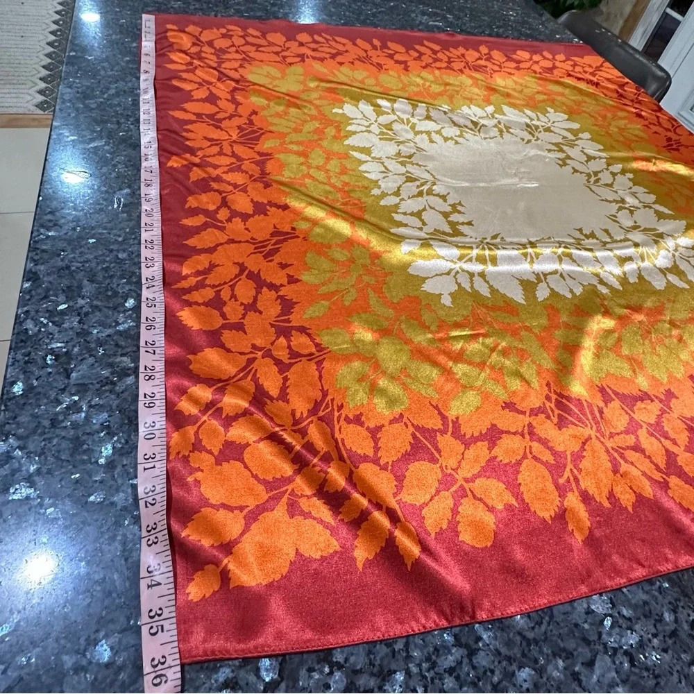 Beautiful scarf - Picture 4 of 6